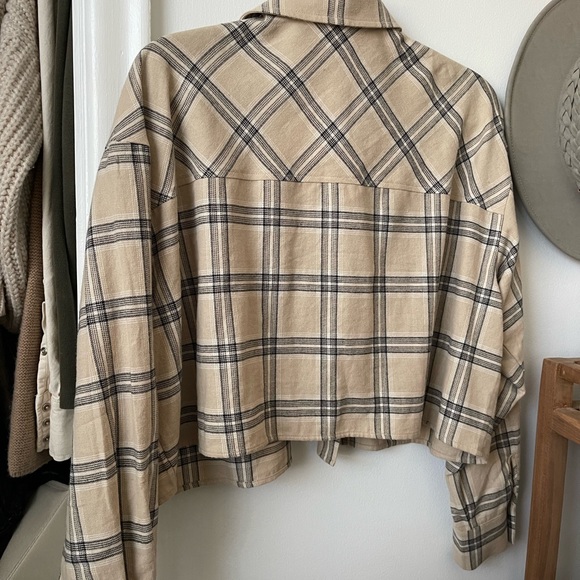 OAK AND FORT CROPPED SHIRT - Picture 2 of 4